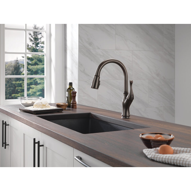 Delta Ophelia Pull Down Sprayer Touch Kitchen Sink Faucet, Touch